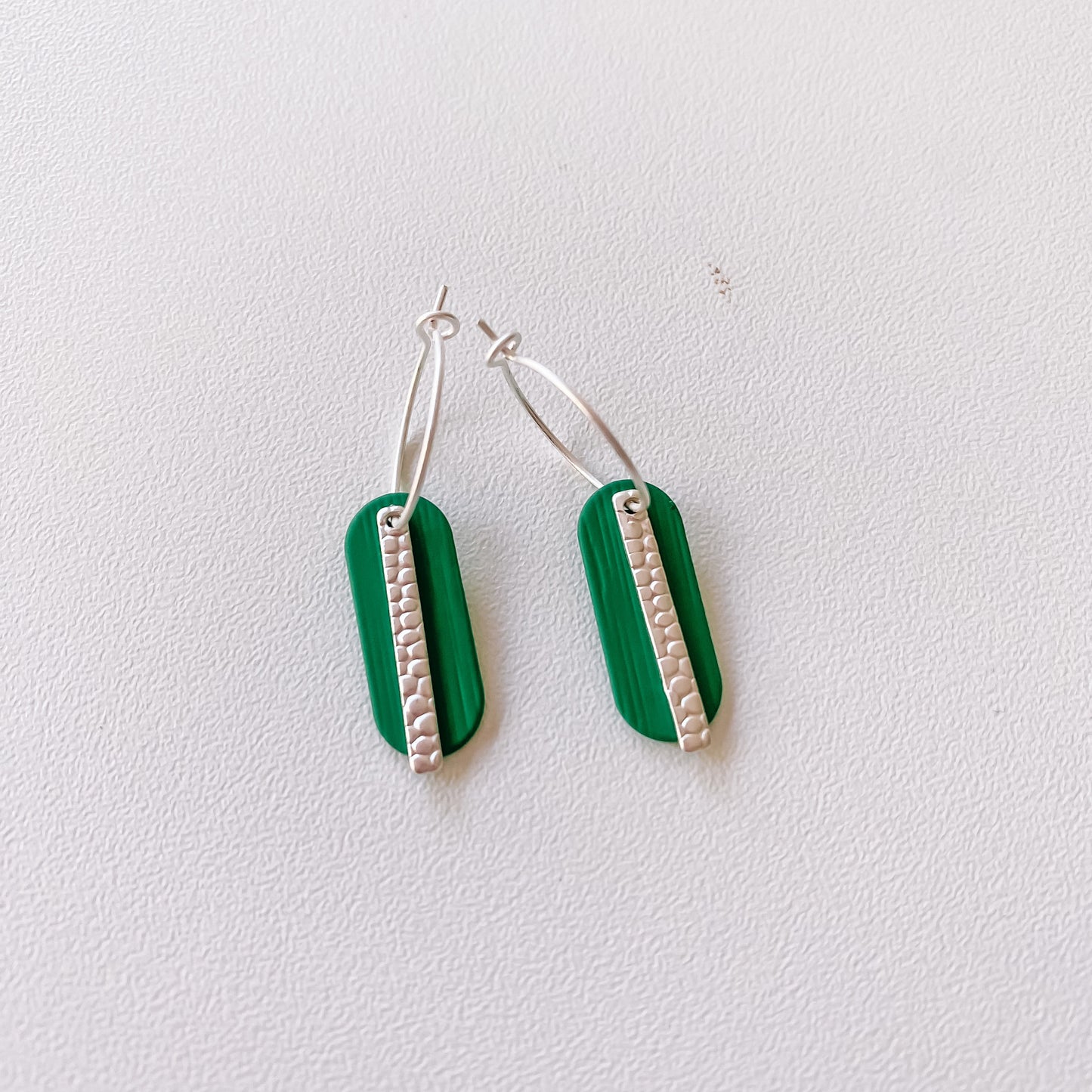 Le marché sucré: oorbellen - zilver en groen