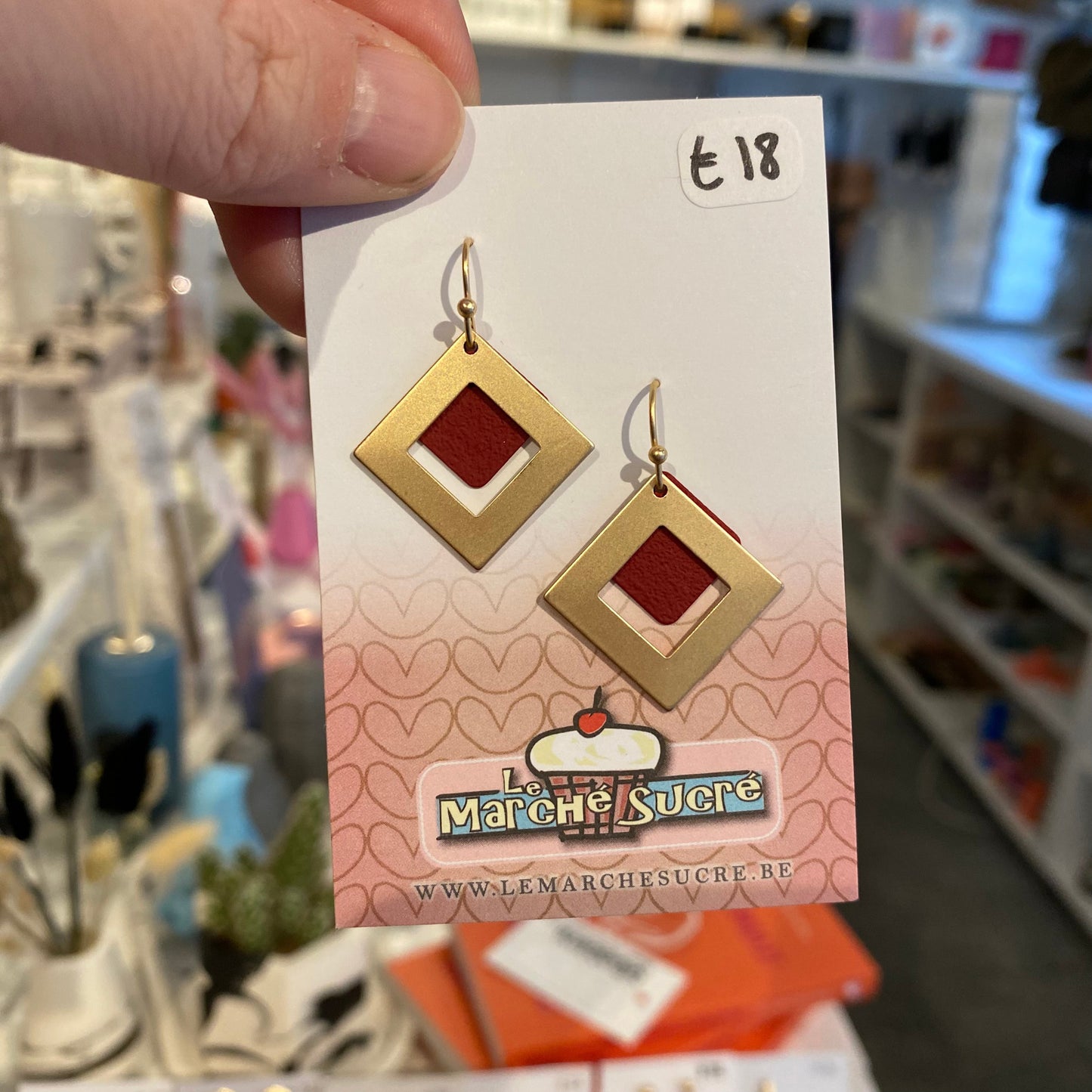 Le marché sucré: oorbellen hangers - goud + bordeaux
