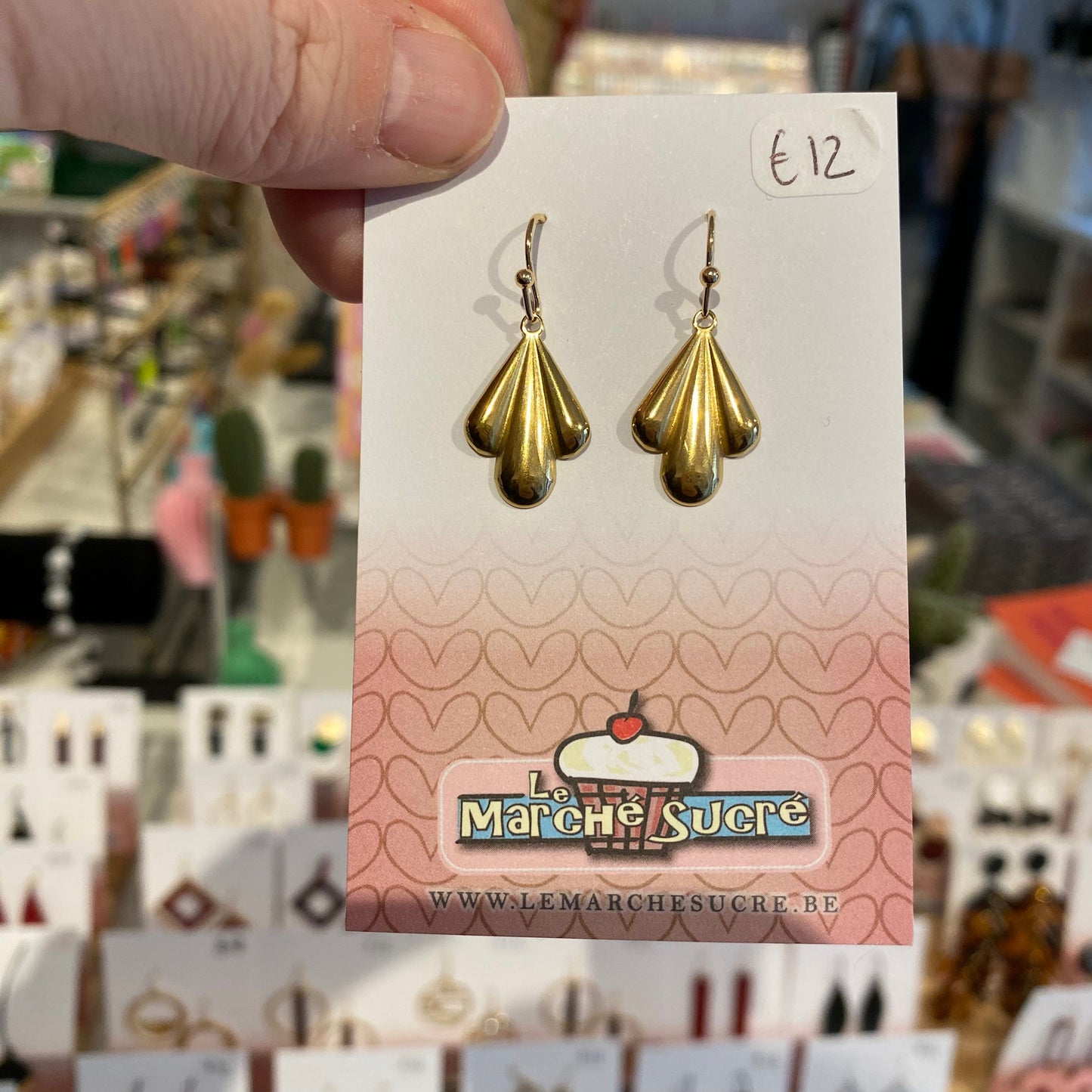 Le marché sucré: oorbellen hangers - goud