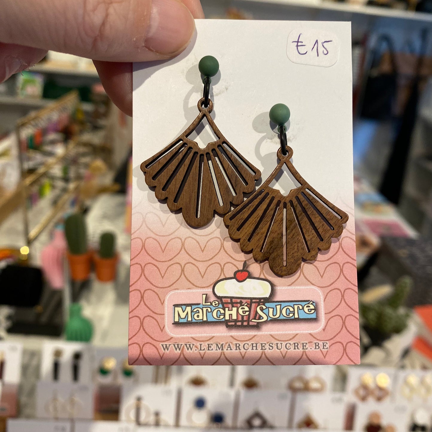 Le marché sucré: oorbellen stekers - hout + zeegroen