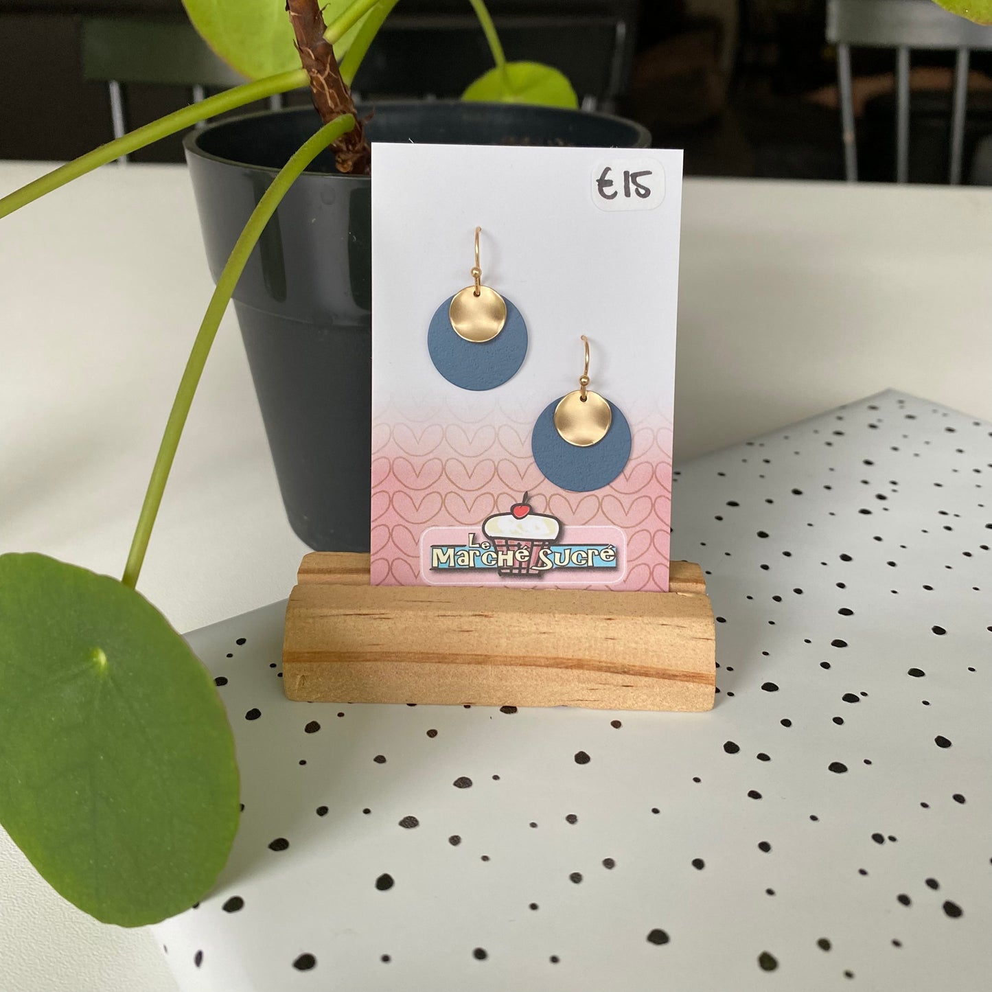 Le marché sucré: oorbellen - goud + jeansblauw
