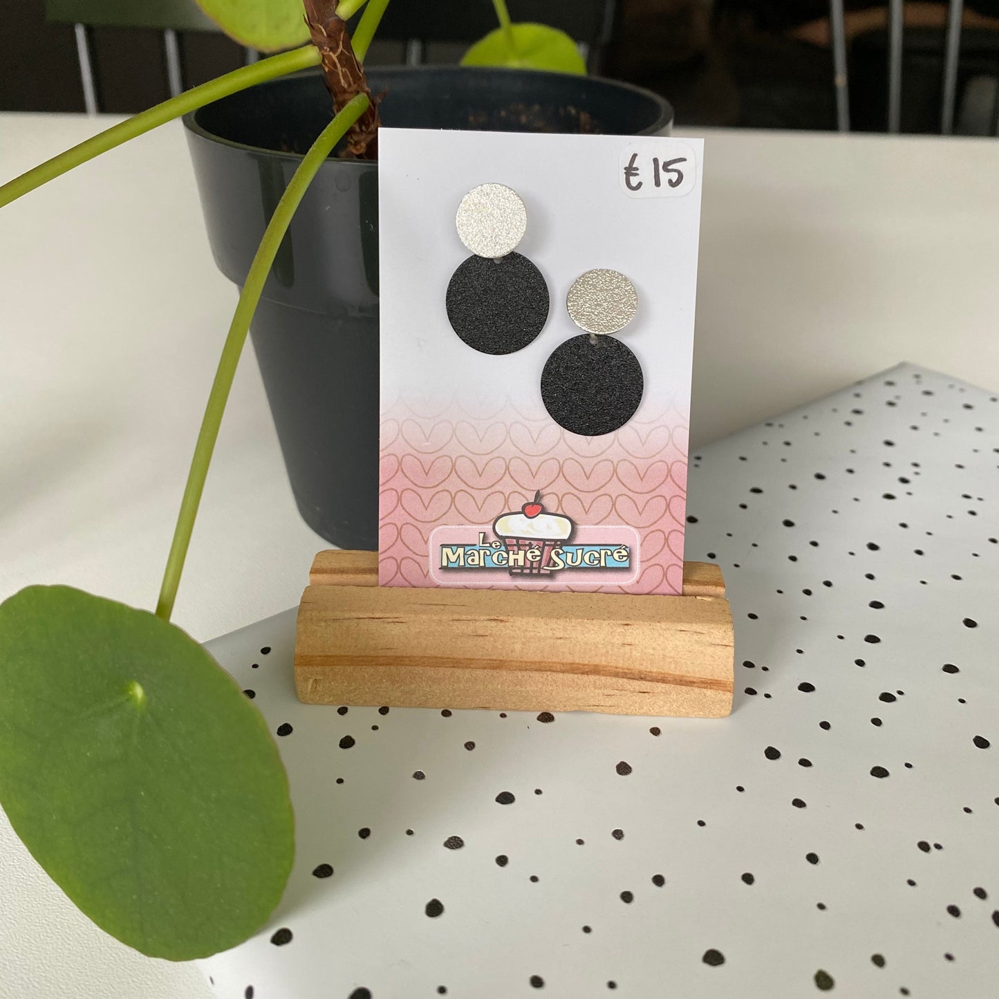 Le marché sucré: oorbellen - zwart + zilver