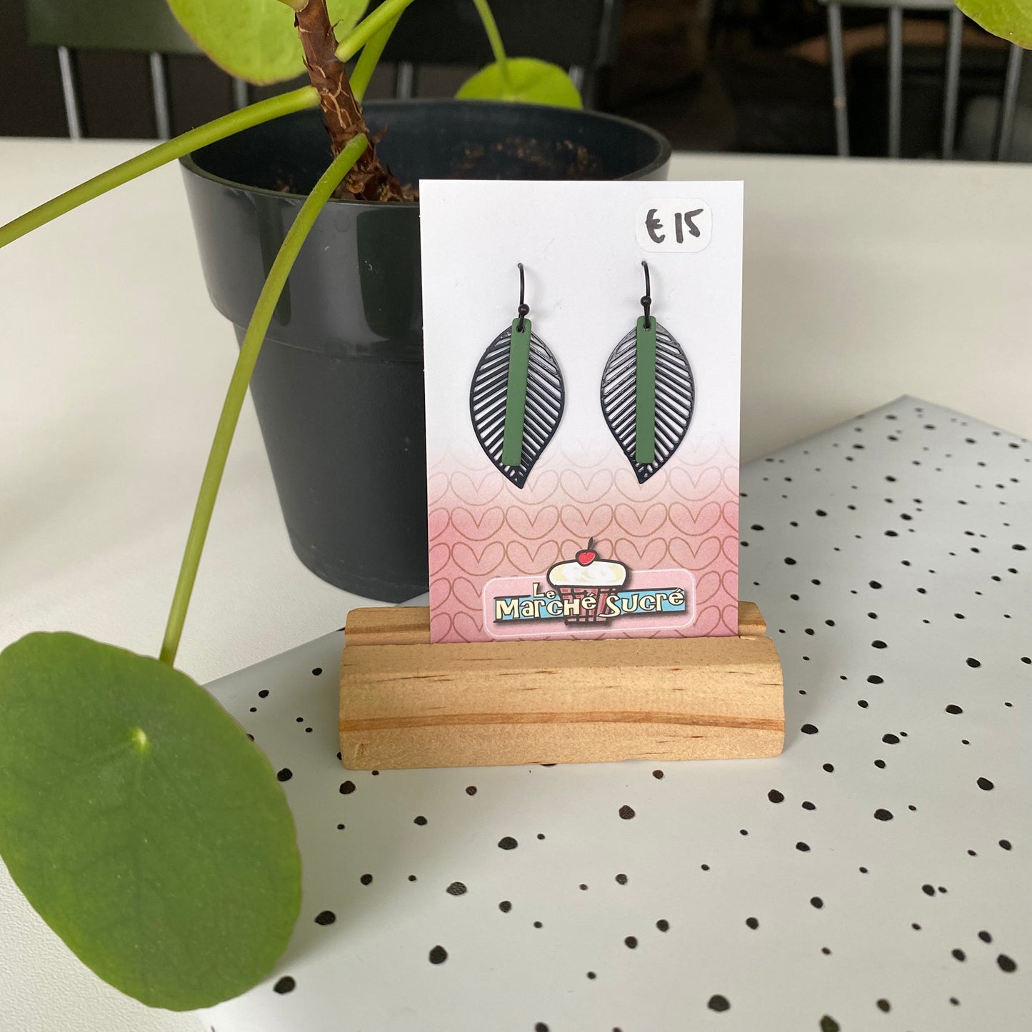 Le marché sucré: oorbellen - zwart en groen