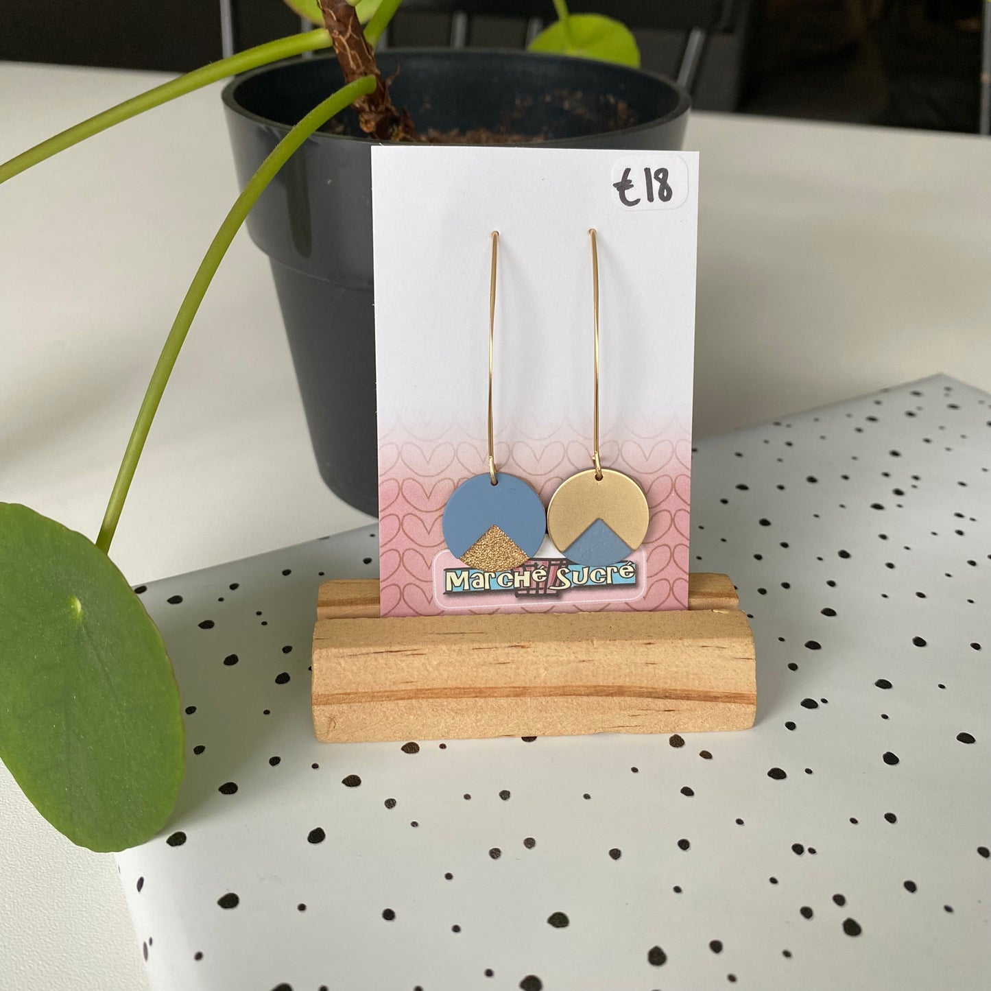 Le marché sucré: oorbellen - goud + jeansblauw