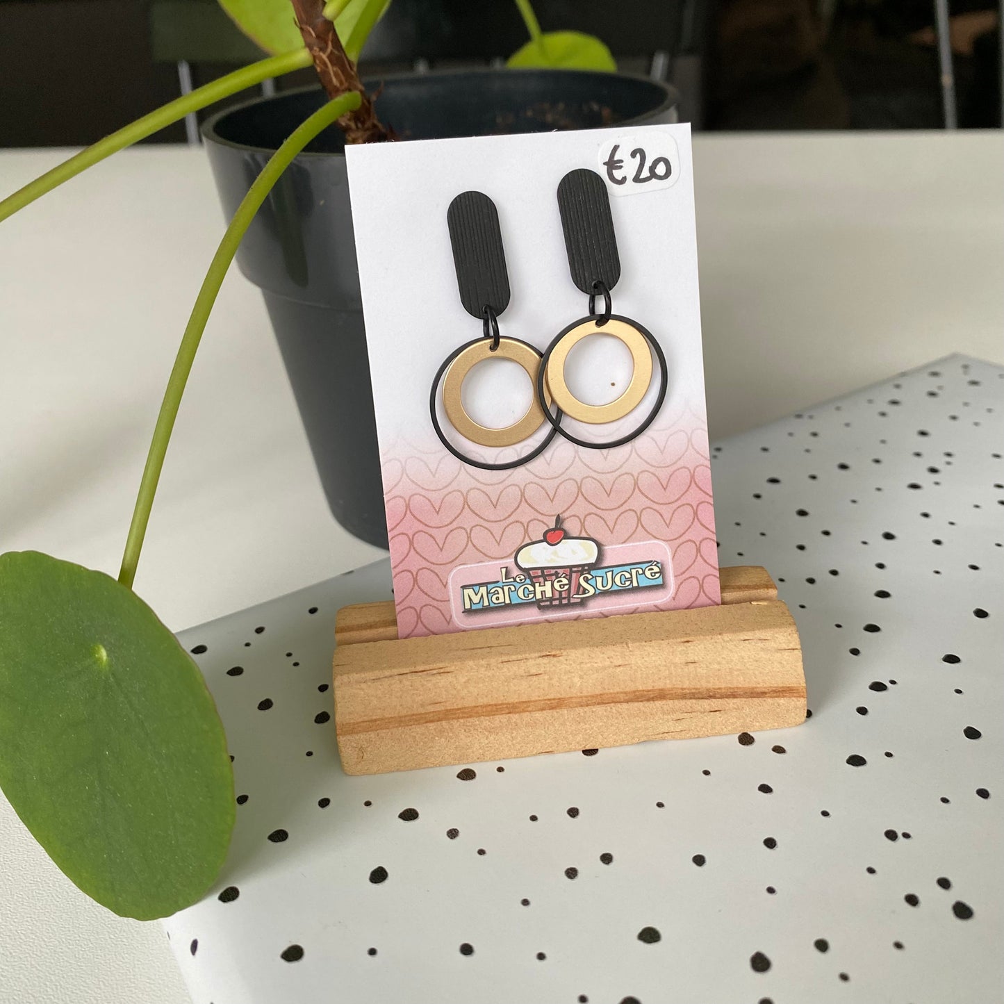 Le marché sucré: oorbellen - zwart + goud
