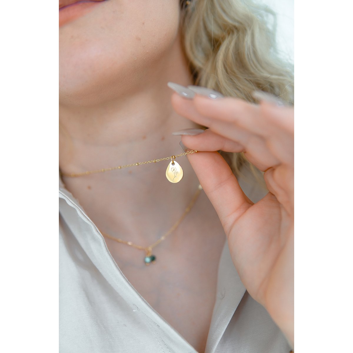 Gouden geboortebloem ketting • een persoonlijk cadeau met betekenis