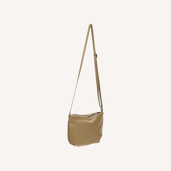 tinne + mia cross body bag - prairie sand | you