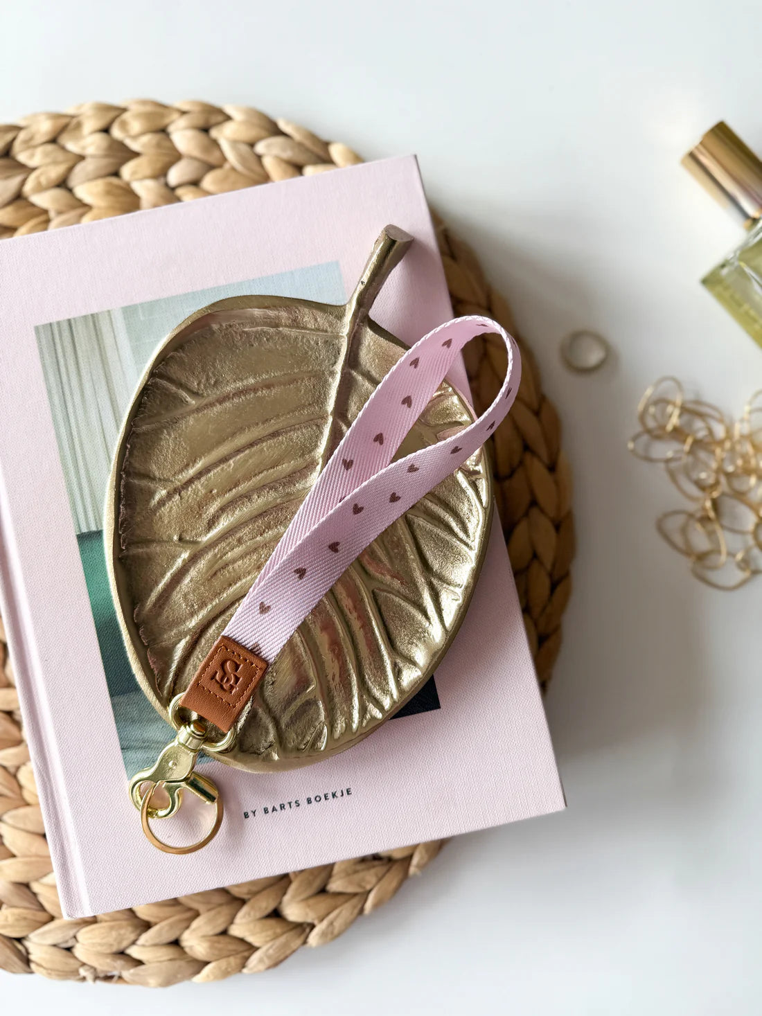 Stationery & gift: Keycord | Beige Hartjes