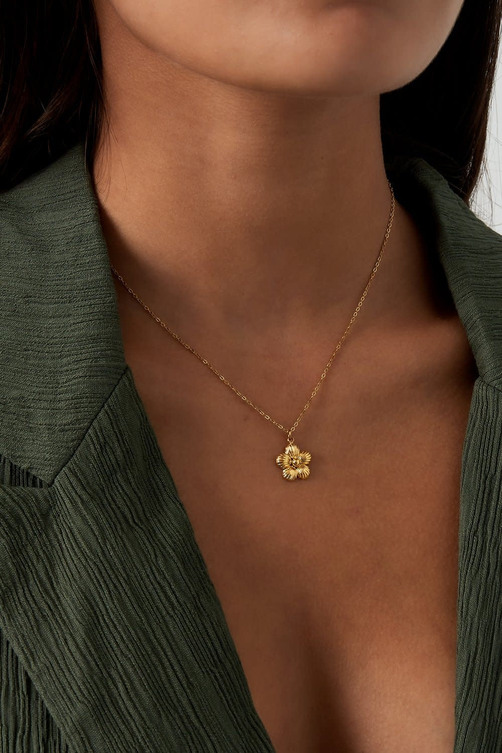 Yehwang: ketting