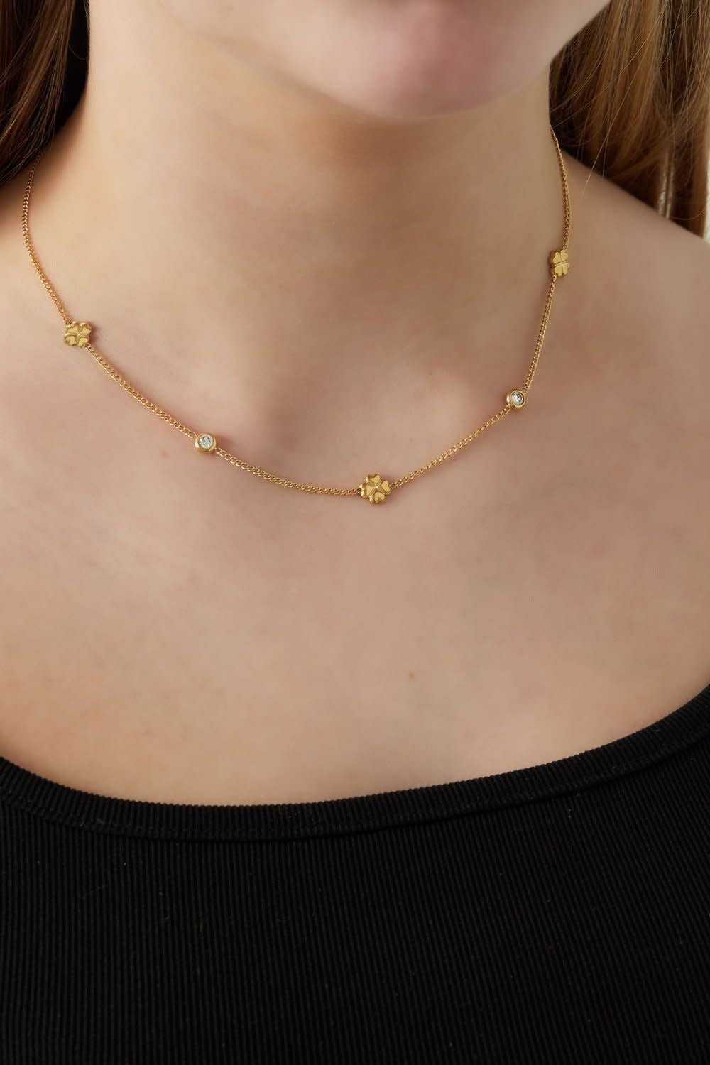 Yehwang: ketting