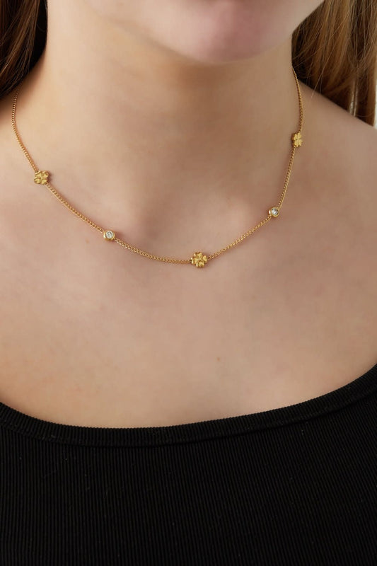 Yehwang: ketting