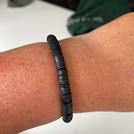 Biba: armbandje klei - zwart