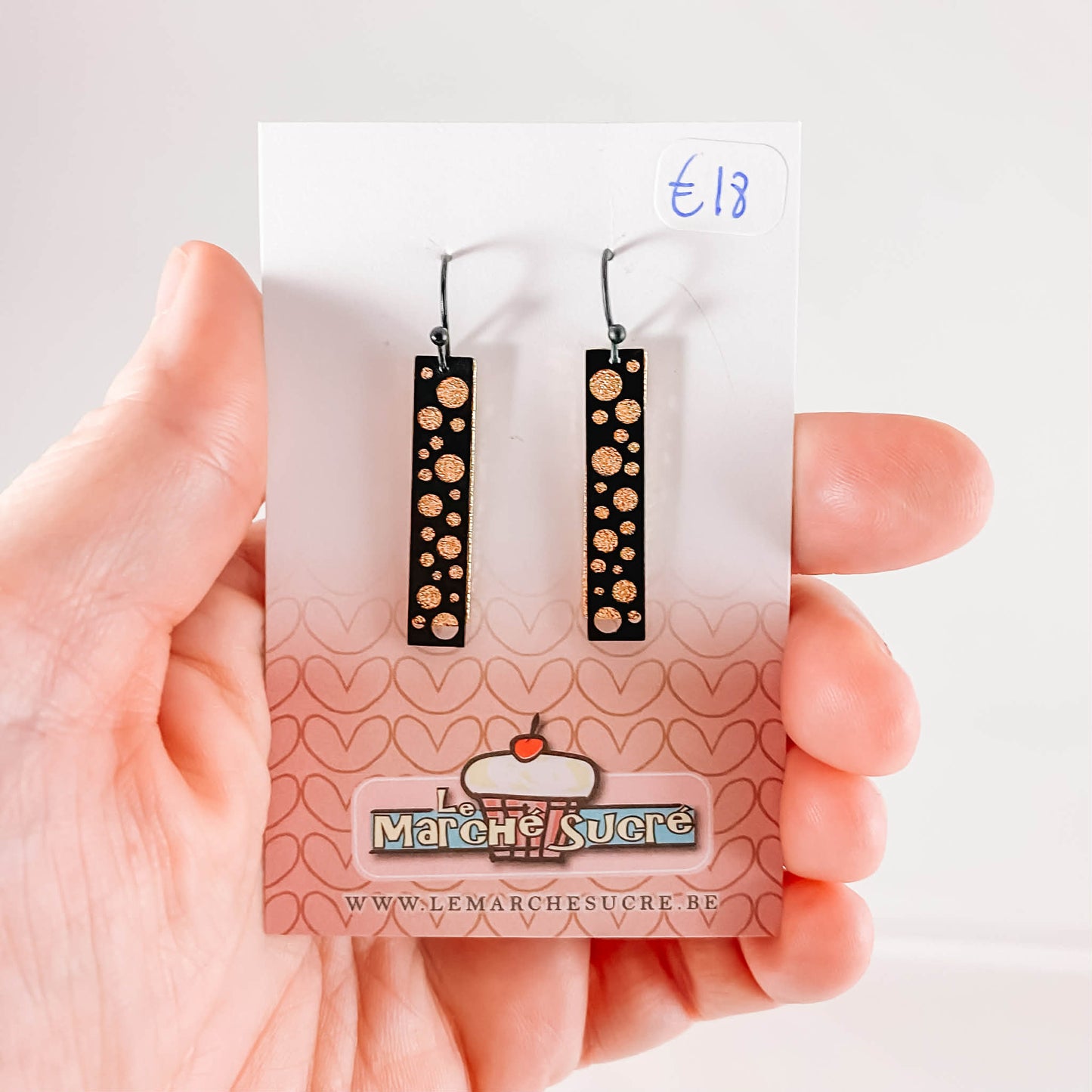 Le marché sucré:  oorbellen - zwart en goud