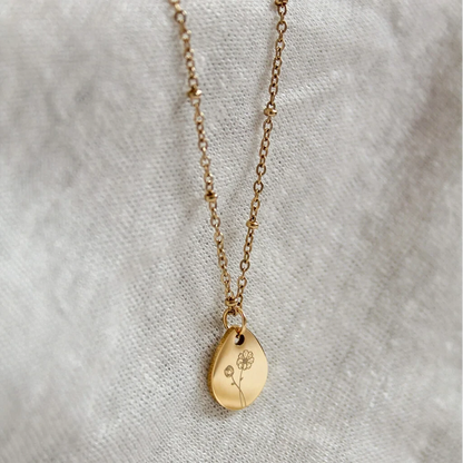 Gouden geboortebloem ketting • een persoonlijk cadeau met betekenis