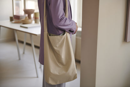 tinne + mia cross Feel good bag - sandshell | you're the one