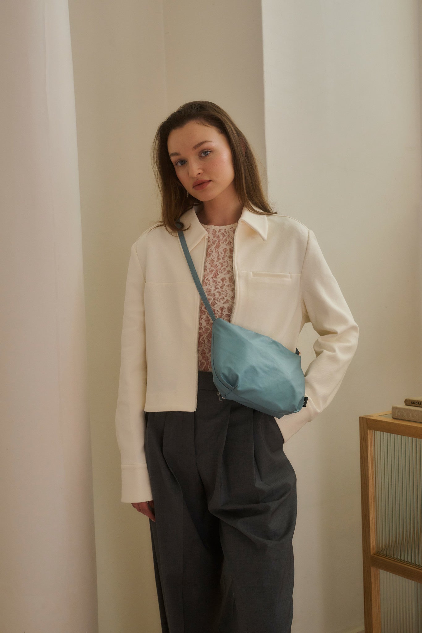 tinne + mia cross body bag -  stone blue | BRING IT ON