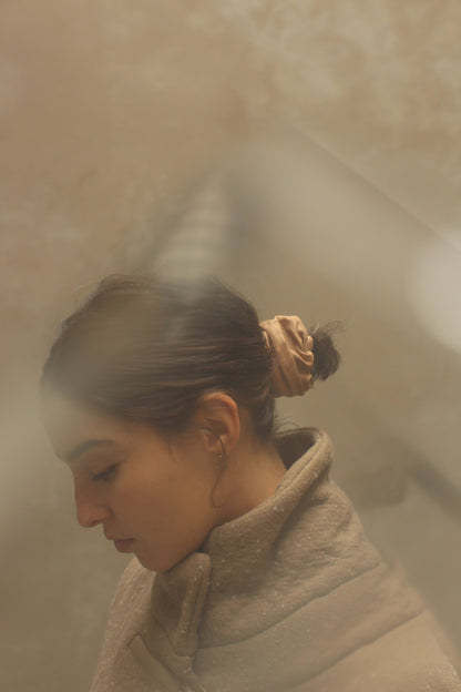 Monk & anna: scrunchie - linen birch