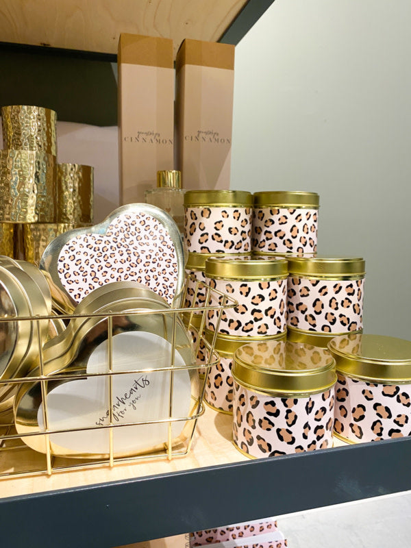 Stationery & gift: Geurkaars in blik | Pink Leopard