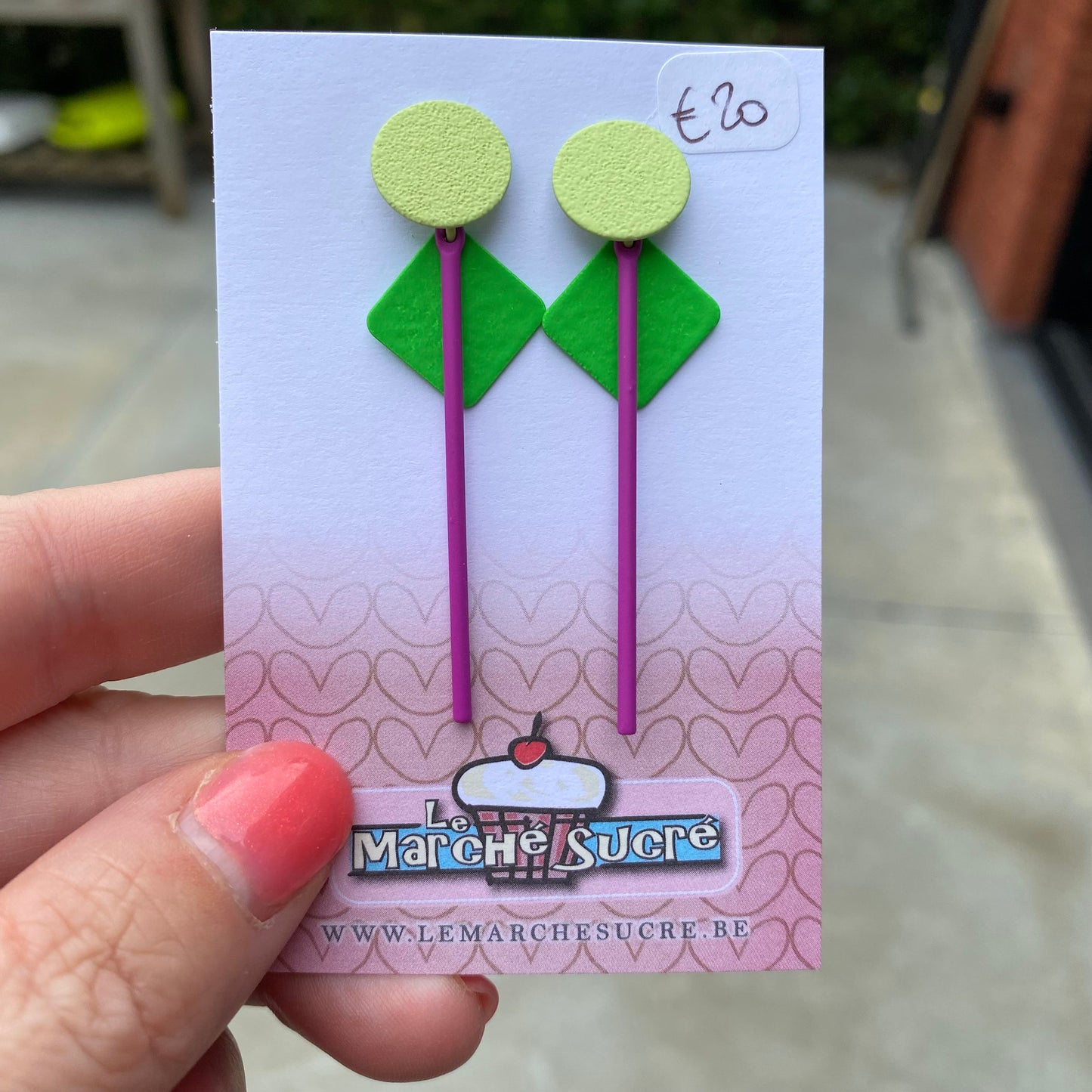 Le marché sucré: oorbellen - fluo groen, lichtgroen en paars