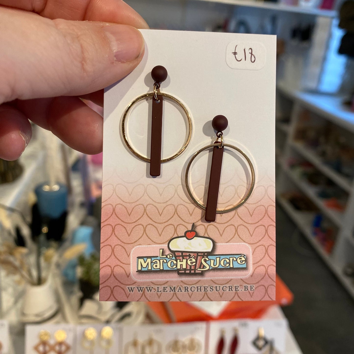 Le marché sucré:  oorbellen stekers - goud en aubergine