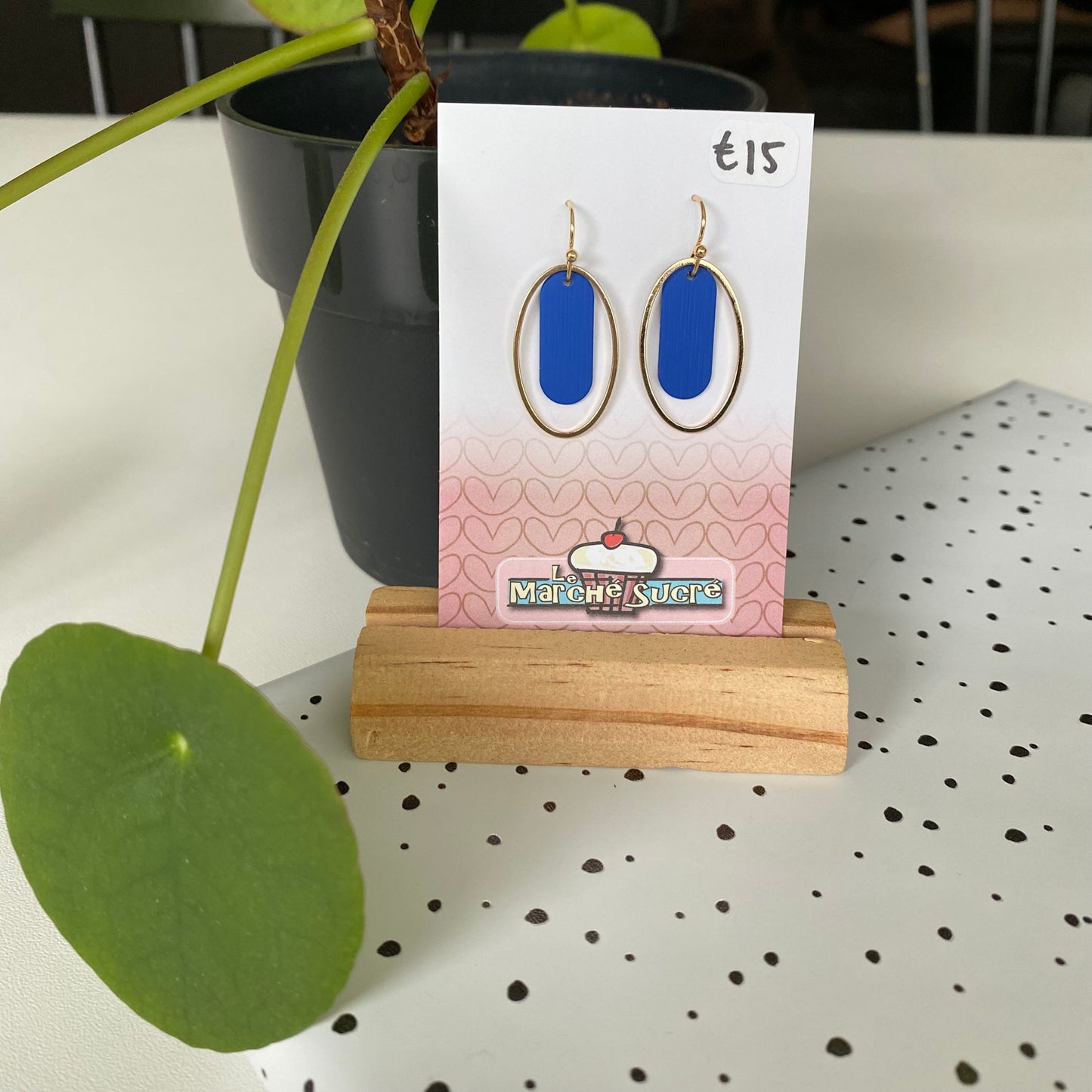 Le marché sucré: oorbellen - goud + blauw