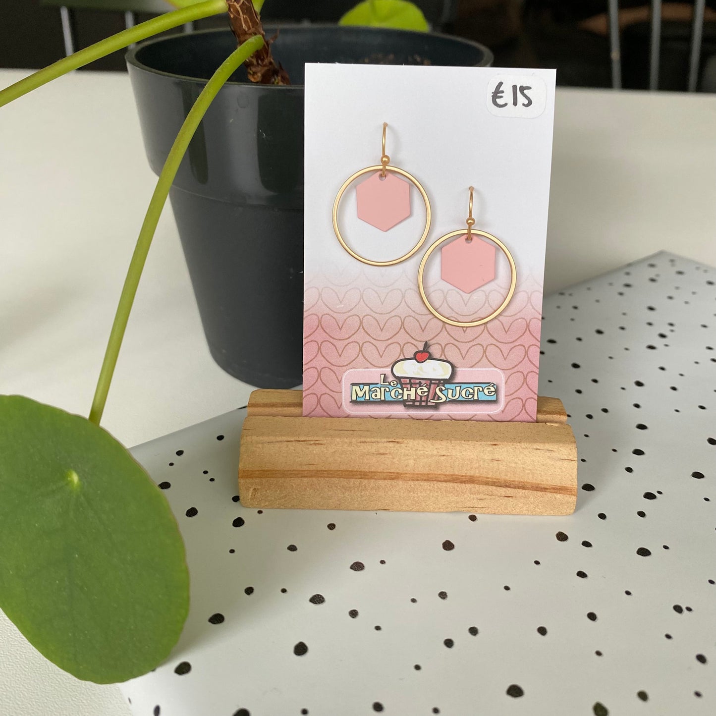 Le marché sucré: oorbellen - goud + lichtroze
