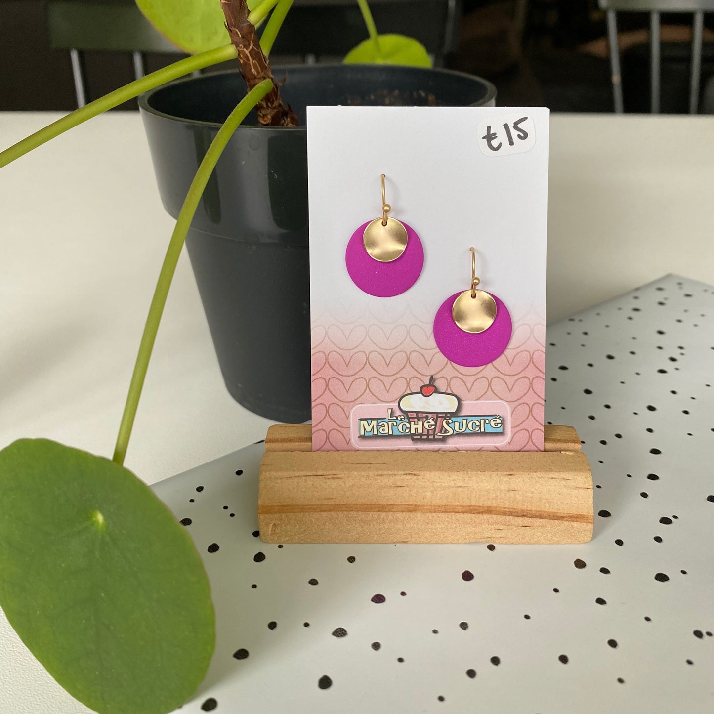 Le marché sucré: oorbellen - goud + felpaars