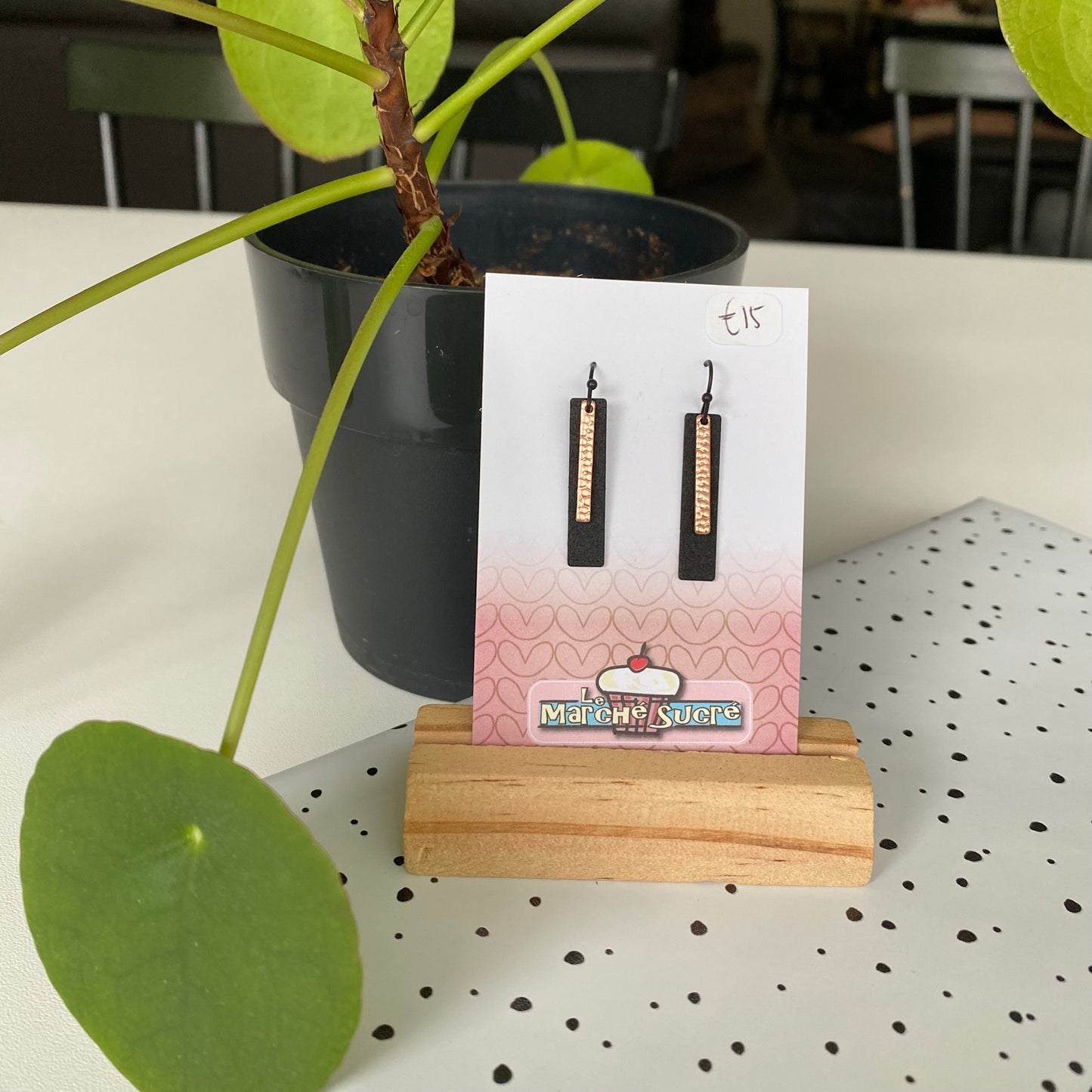 Le marché sucré: oorbellen - rosé goud + zwart