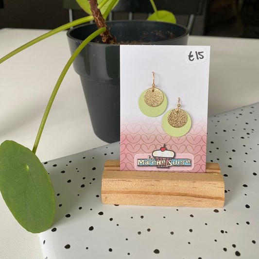 Le marché sucré: oorbellen - lichtgroen + goud
