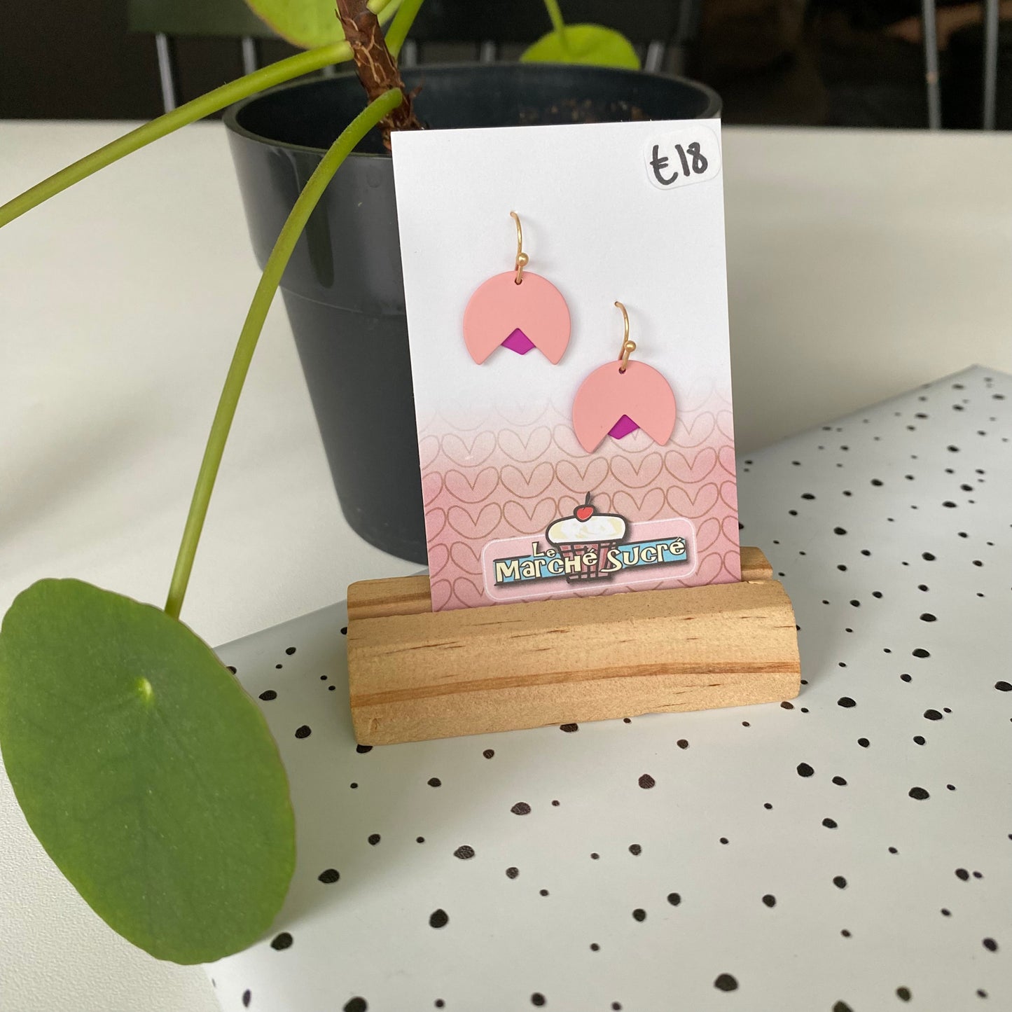 Le marché sucré:  oorbellen - goud + lichtroze + felpaars