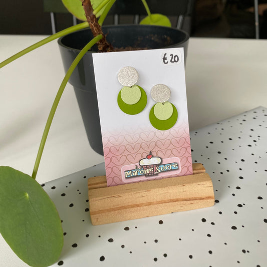 Le marché sucré: oorbellen - zilver + groen + lichtgroen