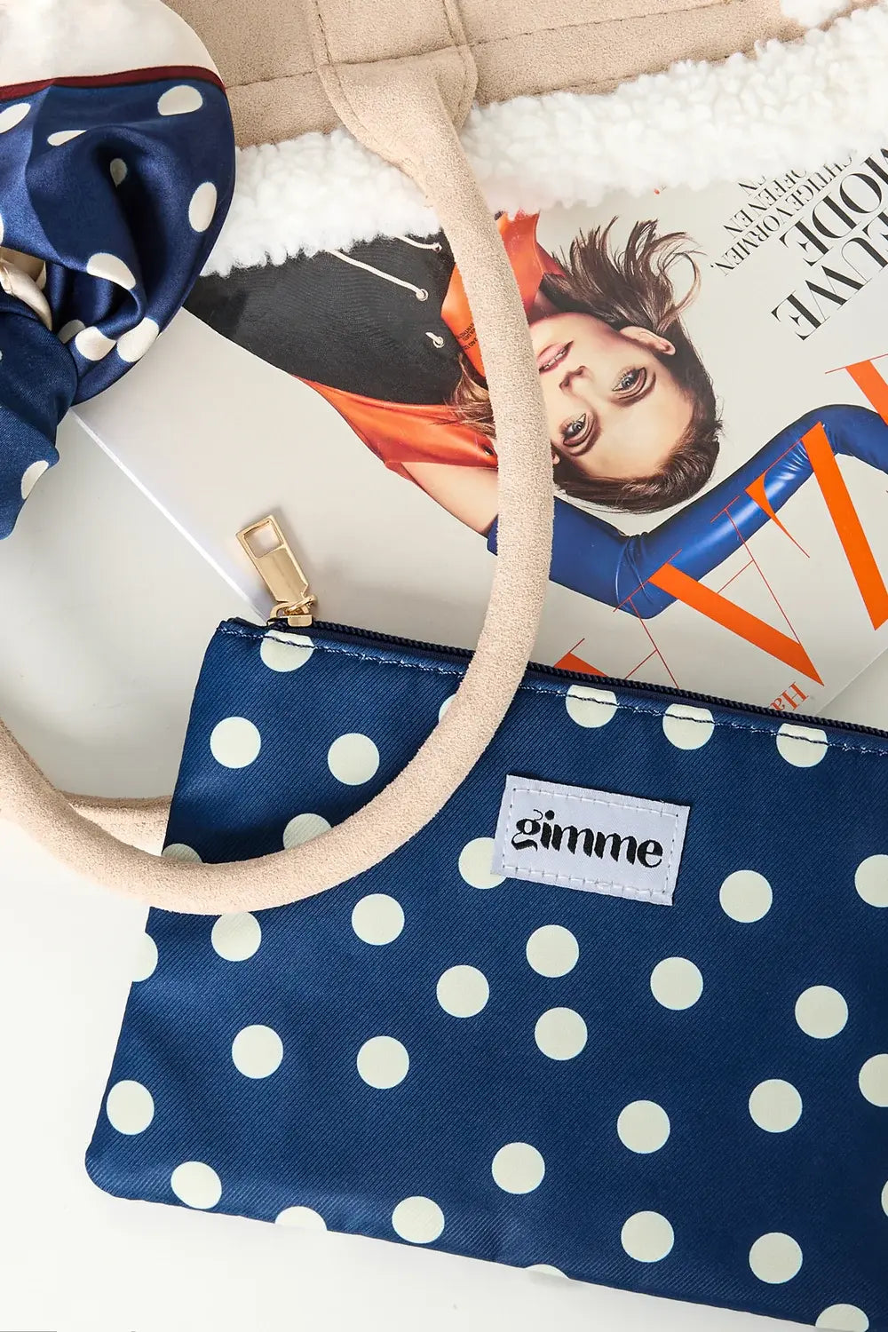 Yehwang: ritstas - stippen wit op blauw