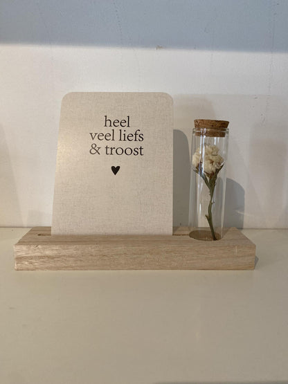 Kaartenhouder met droogbloemetjes 001