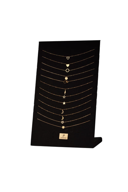 Yehwang: Ketting met hangertje