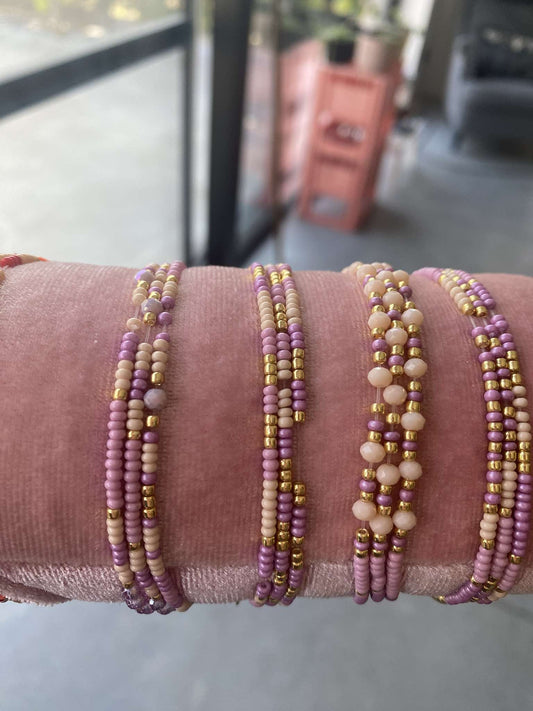 Biba: armband pareltjes op elastiek lila