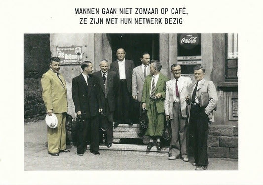 Kartoenfabriek kaart a6 mannen gaan niet zomaar op café, ze zijn met hun netwerk bezig