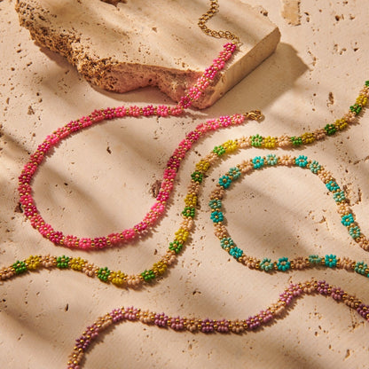 Biba: ketting bloemetjes