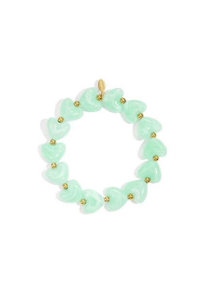Elastieken hartjes kralenarmband