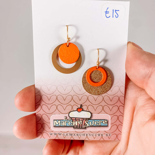 Le marché sucré: oorbellen goud en oranje
