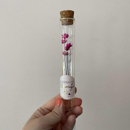 Liefs van Cindy: Glazen buisje | met bloemetjes