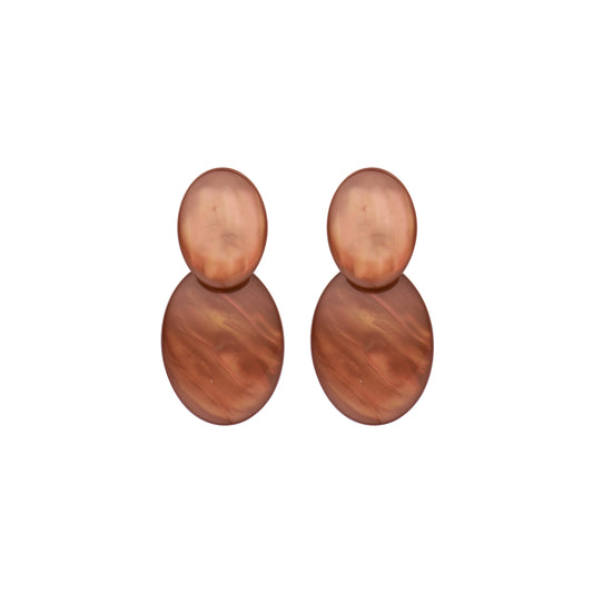Dubbel ovale oorbellen in resin - bruin