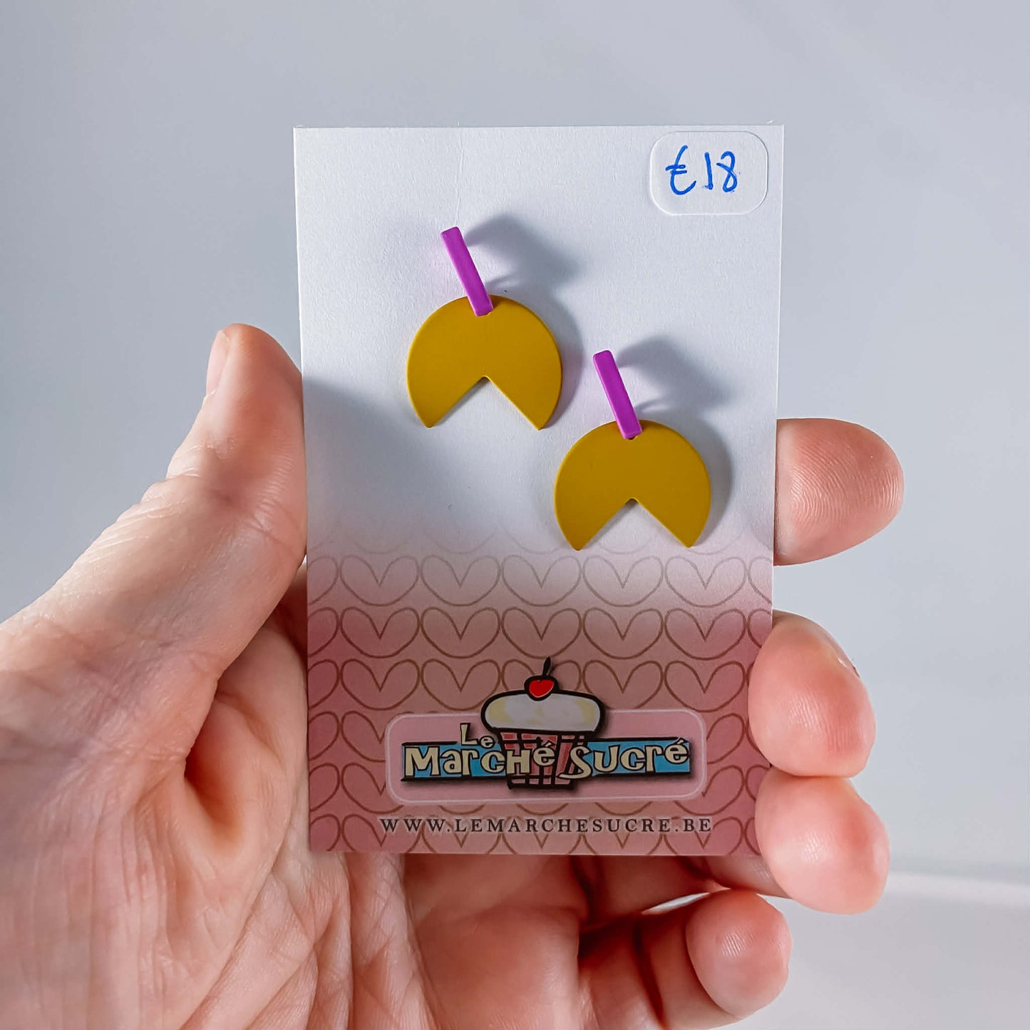 Le marché sucré:  oorbellen - mosterd en felpaars