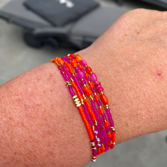 Armbandje op elastiek Miyuki kralen - oranje en fuchsia