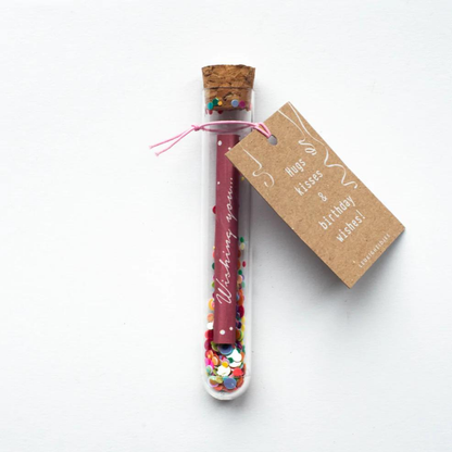 Wensbuisjes: Wensbuisje - Hugs kisses & bithday wishes!