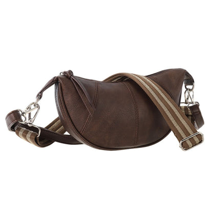 Brentford handtas | half moon crossbody | bruin