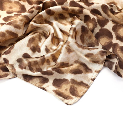 Vierkant sjaaltje met luipaardprint | Beige