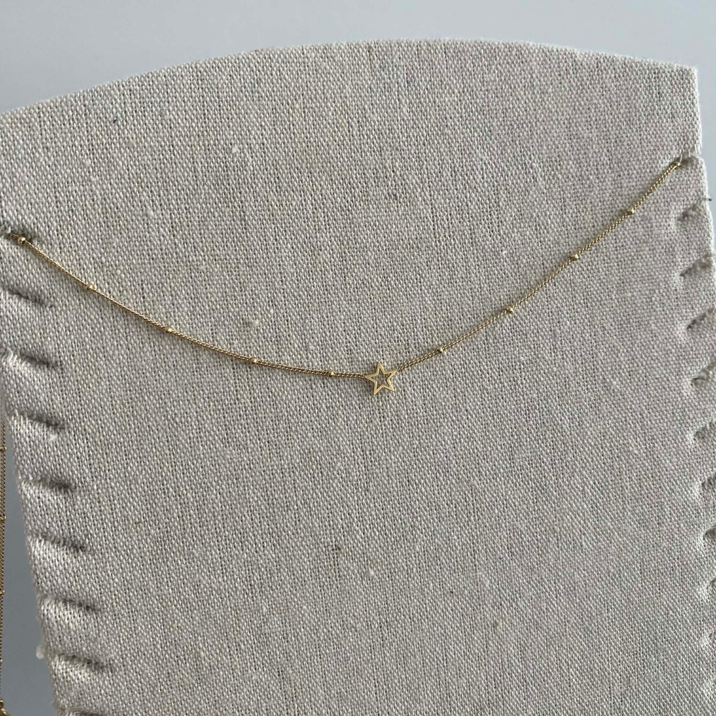 Yehwang: Ketting met hangertje - stainless steel goud - sterretje open