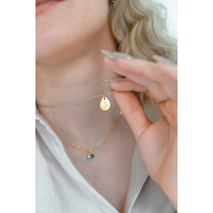 Gouden geboortebloem ketting • een persoonlijk cadeau met betekenis