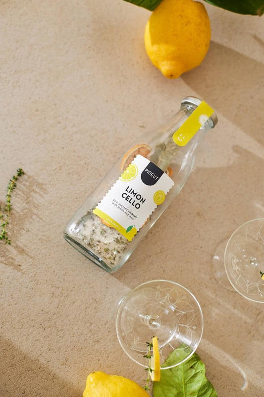 Pineut: Cocktail Fles Dutch Limoncello DIY