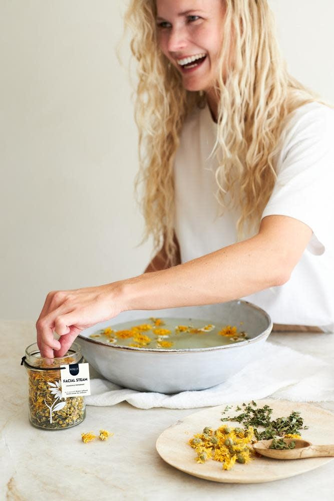 Pineut: facial steam - kamille en pepermunt